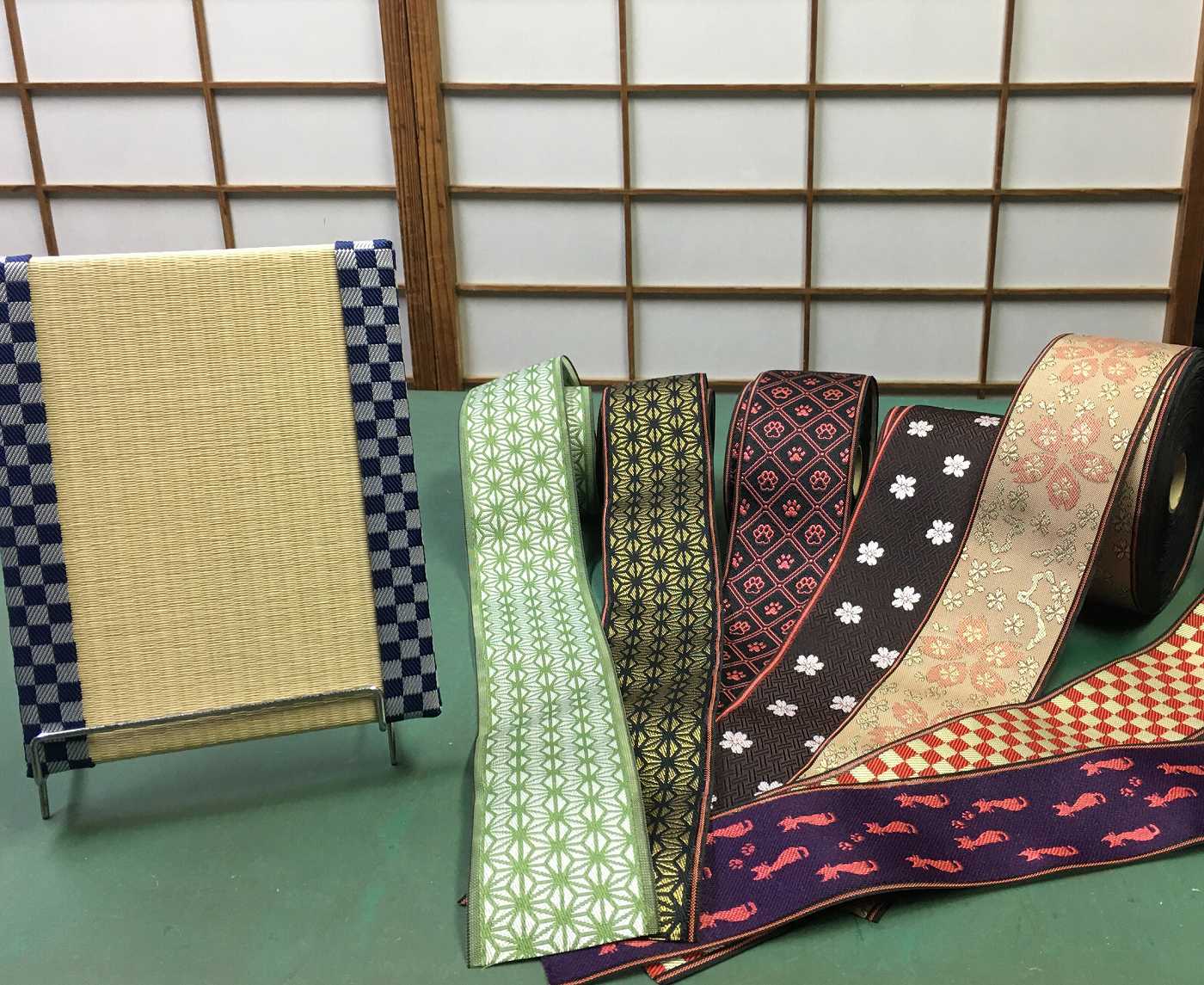 Craft making using traditional tatami mats